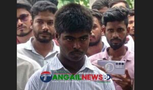 ঘাটাইলে শিক্ষিকাকে মারধর ছাত্রের ॥ ধামাচাপার চেষ্টা