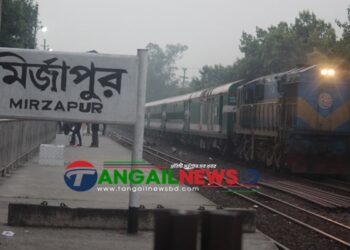 মির্জাপুরে ট্রেনে কাটা পড়ে অজ্ঞাত যুবক নিহত