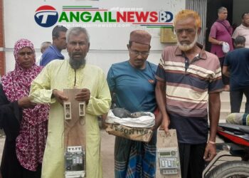 কালিহাতীতে বিদ্যুৎতের ওভার ভোল্টেজে শতাধিক পরিবারে ক্ষয়ক্ষতি