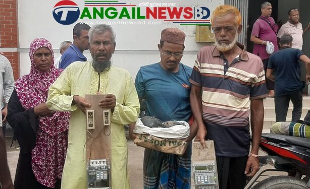 কালিহাতীতে বিদ্যুৎতের ওভার ভোল্টেজে শতাধিক পরিবারে ক্ষয়ক্ষতি