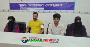 টাঙ্গাইলে নাবালিকাকে শ্লীলতাহানির চেষ্টায় মামলা করায় সন্ত্রাসী হামলা