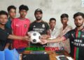 গোপালপুরে শিক্ষার্থীদের ক্রীড়া সামগ্রী বিতরণ করেন আশালতা
