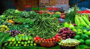 টাঙ্গাইলে বৃষ্টি ও বন্যা পরিস্থিতিতে বাজারে বেড়েছে কয়েকটি পণ্যের দাম