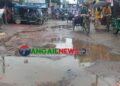 গোপালপুর পুরাতন পৌর চত্বরে খানাখন্দে বেহাল সড়ক