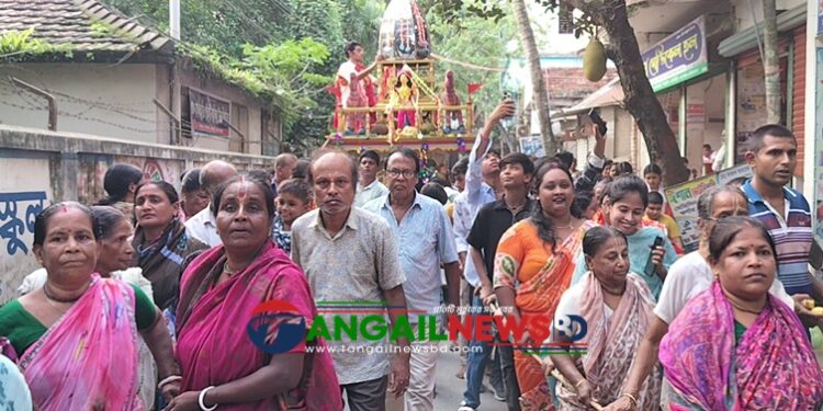 কালিহাতীতে উৎসবমুখর পরিবেশে জগন্নাথ দেবের রথযাত্রা অনুষ্ঠিত