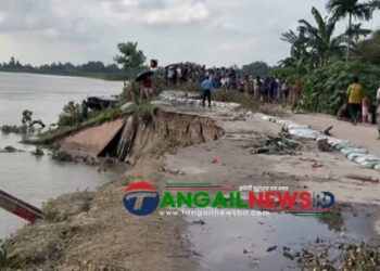 গোপালপুরে যমুনা নদী রক্ষা বাঁধের ৬৫ মিটার এলাকায় ভাঙ্গন অব্যাহত