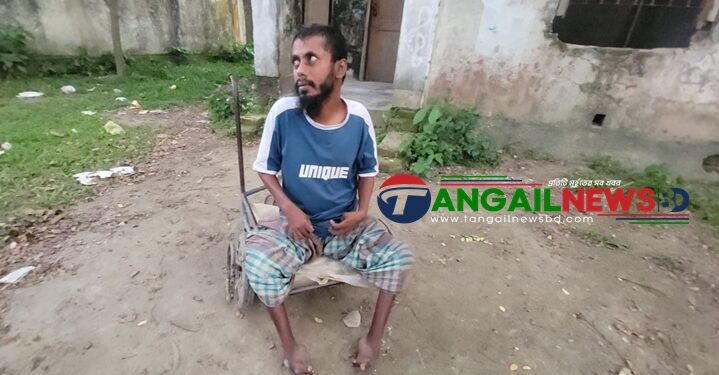 গোপালপুরে ২০ বছর ধরে পরিত্যক্ত ভবনে জীবনযাপন শারীরিক প্রতিবন্ধী আনোয়ারের