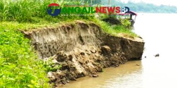 কালিহাতীর দশকিয়ায় তীব্র ভাঙ্গন আতঙ্কে ১৫ গ্রামের হাজারো মানুষ