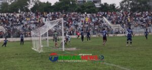 জেলা প্রশাসক গোল্ডকাপ ফুটবলে টাঙ্গাইল সদরের কাছে ঘাটাইল পরাজিত