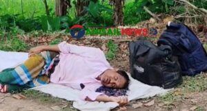 সখীপুরের কালমেঘায় অসুস্থ প্রবাসীকে রাস্তায় ফেলে গেল পরিবার