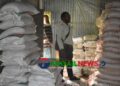 মির্জাপুরে সার মজুতের গোডাউনে তালা ঝুলিয়ে পালানোর অভিযোগ অসাধু ব্যবসায়ীর
