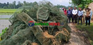 গোপালপুরে ১৫শ’ মিটার অবৈধ চায়না দুয়ারী জাল জব্দ ॥ আগুনে ধ্বংস