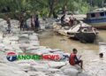 নদী ভাঙনরোধে দেলদুয়ারে জিও ব্যাগে স্থাপনে সড়ক পূণ:নির্মানের ব্যবস্থা