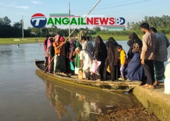 ভূঞাপুরে লৌহজং নদীতে সেতু না থাকায় ১০ হাজার মানুষের চরম দুর্ভোগ