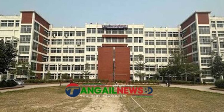 টাঙ্গাইল মেডিকেল কলেজ হাসপাতালের ইন্টার্ন চিকিৎসকদের কর্মবিরতি ও আন্দোলন প্রত্যাহার
