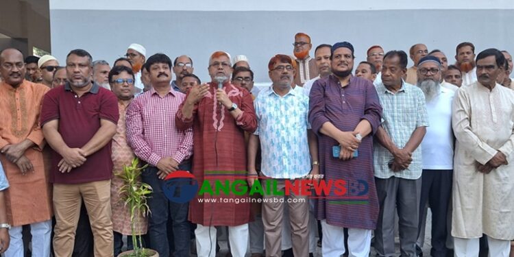 বিএনপি ডাক দিলে আ’লীগের নাম নিয়ে কেউ ঘর থেকে বের হতে পারবেন না-আবুল কালাম এমপি