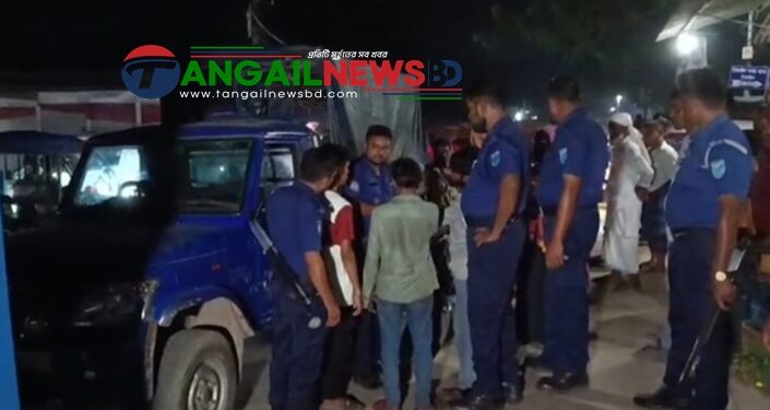 টাঙ্গাইল কান্দাপাড়া যৌনপল্লিতে মাদকবিরোধী অভিযানে আটক ১১ জন