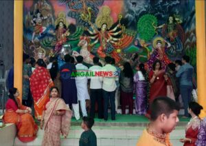 টাঙ্গাইলে দেবী দুর্গার সপ্তমী পুজা অনুষ্ঠিত