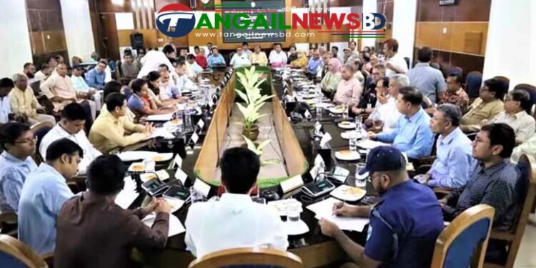 টাঙ্গাইলে আসন্ন শারদীয় দুর্গাপূজা উদযাপনে জেলা প্রশাসনের মতবিনিময় সভা