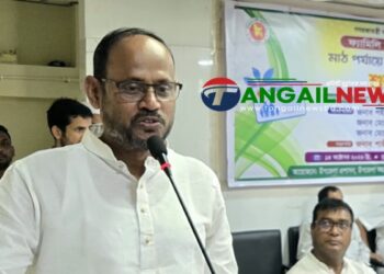 ফ্যামিলি কার্ড নিয়ে অনিয়ম করলে কাউকে ছাড় দেওয়া হবে না- প্রতিমন্ত্রী টুকু