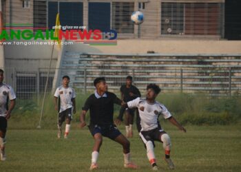 টাঙ্গাইল স্টেডিয়ামে প্রথম বিভাগ ফুটবল লীগের উদ্বোধনী খেলায় মুসলিম রেনেসাঁ জয়ী