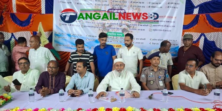 গোপালপুরে বিভিন্ন পূজামণ্ডপ পরিদর্শন করেন সালাম পিন্টু এমপি