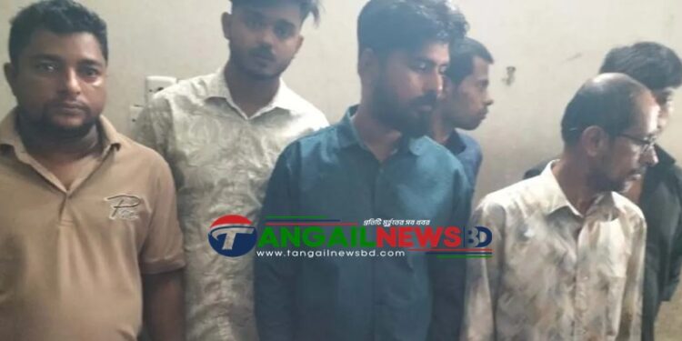 দেলদুয়ারে গৃহবধূকে দলবদ্ধ ধষর্নের দায়ে ৬ জনের যাবজ্জীবন কারাদণ্ড