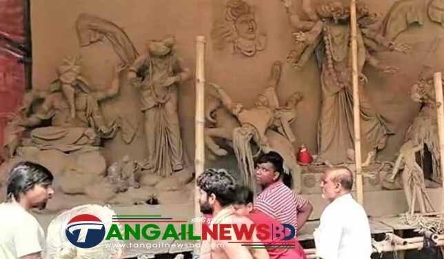 মির্জাপুরের জামুর্কীতে গভীর রাতে দুর্গা মন্দিরের চার প্রতিমা ভাঙচুর
