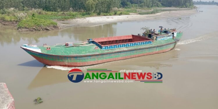 মির্জাপুরে বংশাই নদে অবৈধ বালু উত্তোলনে ৫০ হাজার টাকা জরিমানা