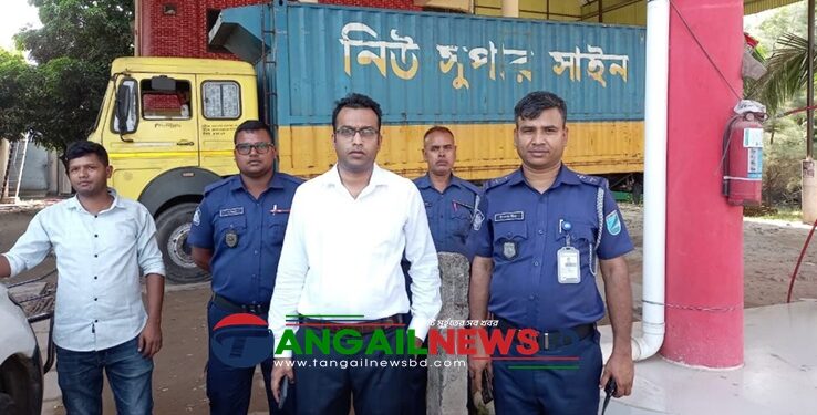 মির্জাপুরে কাভার্ডভ্যানে গ্যাস বিক্রির দায়ে মা সিএনজি স্টেশনের লাখ টাকা জরিমানা