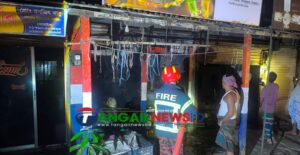 দেলদুয়ার বাজারে অগ্নিকান্ডে প্রায় ১০ লক্ষাধিক টাকার ক্ষয়ক্ষতি