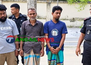 সখীপুরে ১০০ কেজি গাঁজাসহ কৃষকদলের সম্পাদকসহ গ্রেপ্তার ৩ জন