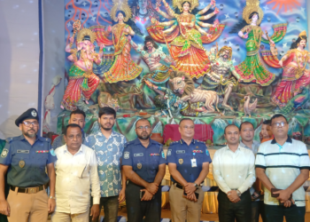 নাগরপুরে শারদীয় দুর্গাপূজা মন্ডপ পরিদর্শন করলেন টাঙ্গাইলেই এসপি