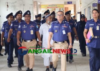 টাঙ্গাইল সদর কোর্ট বার্ষিক পরিদর্শন করলেন পুলিশ সুপার