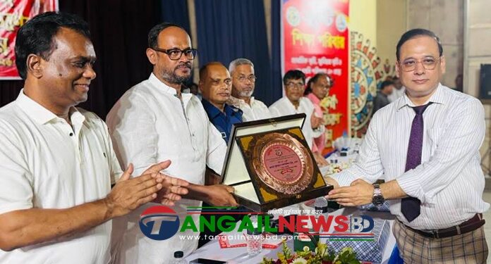 টাঙ্গাইলে বৃত্তি ও জিপিএ-৫ প্রাপ্ত ৫৬৬ শিক্ষার্থীকে সংবর্ধনা প্রদান