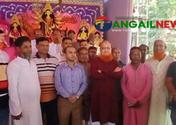 নাগরপুরে দুর্গা পূজার প্রস্তুতি পরিদর্শন করলেন এমপি লাভলু